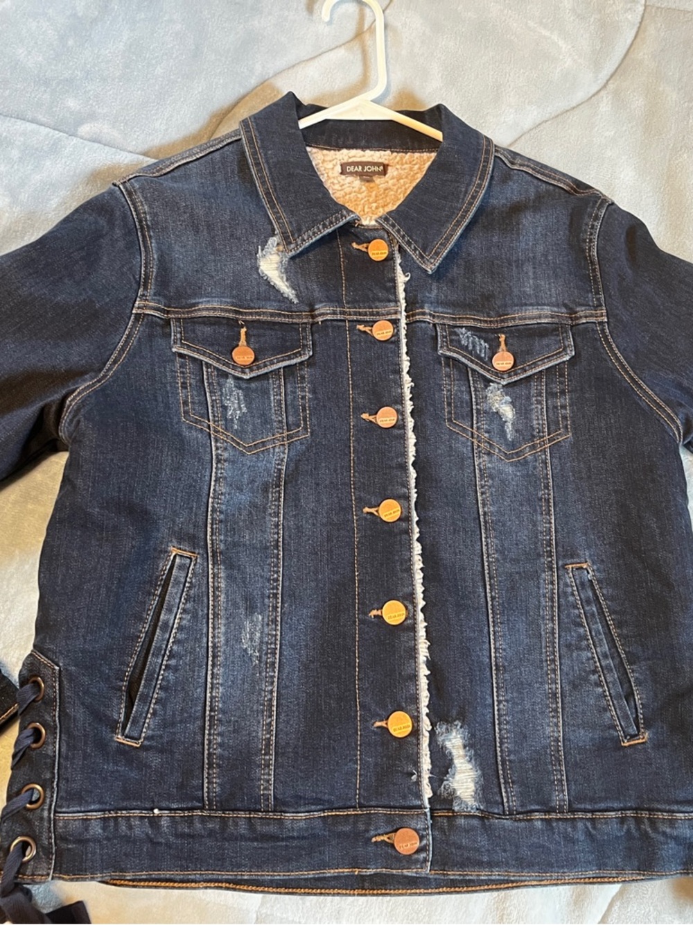 Dear John Indigo distressed darkDenim Jacket with Sherpa Lining large - Picture 2 of 14